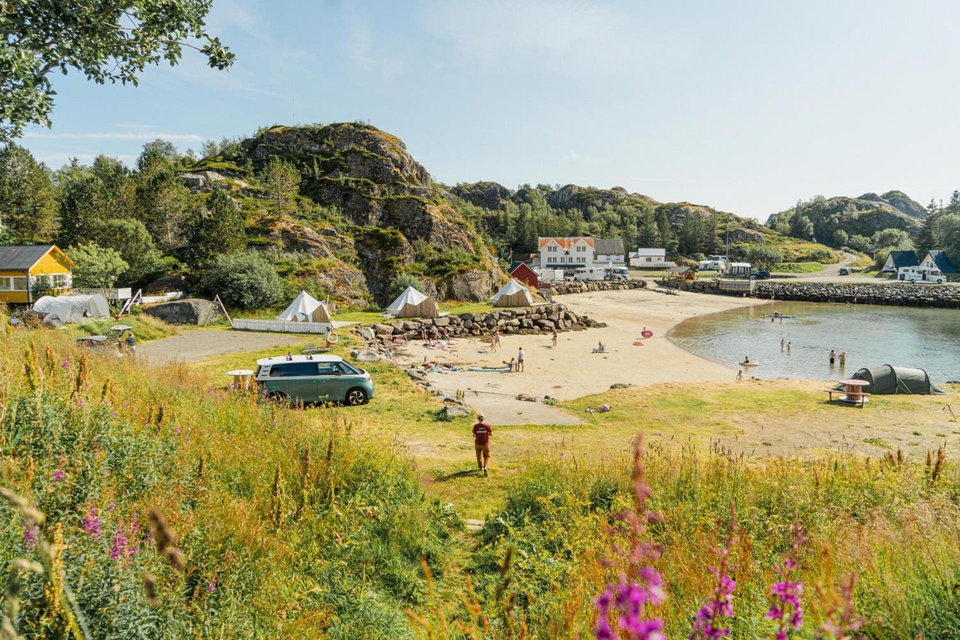 Skarungen - Hotel, Cabins And Camping Kabelvåg Eksteriør billede